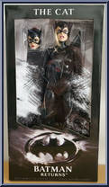 Cat (Batman Returns) from DC - Quarter Scale manufactured by Neca [Front]