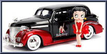 Betty Boop & 1939 Chevy Master Deluxe Action Figure