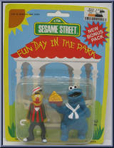 Bert (Cane) / Cookie Monster (Sailboat) from Sesame Street - Fun Day in the Park manufactured by Tara Toy [Front]
