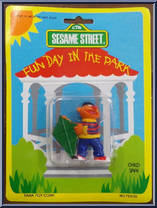 Ernie (Kite) from Sesame Street - Fun Day in the Park manufactured by Tara Toy [Front]