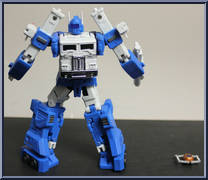 Ultra Magnus (with Alpha Trion) from Transformers - Legends - Wave  7 manufactured by Takara [Loose]
