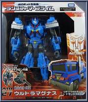 Ultra Magnus from Transformers - Prime (Arms Micron) - Voyager manufactured by Takara [Front]