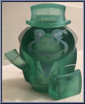 Hitchhiking Ghost (Clear) from Vinylmation - Park Starz - Series 5 manufactured by Disney [Loose]