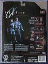 Attack Alien with Primative Man from X-Files - Fight the Future - Series 1 manufactured by McFarlane [English Back]