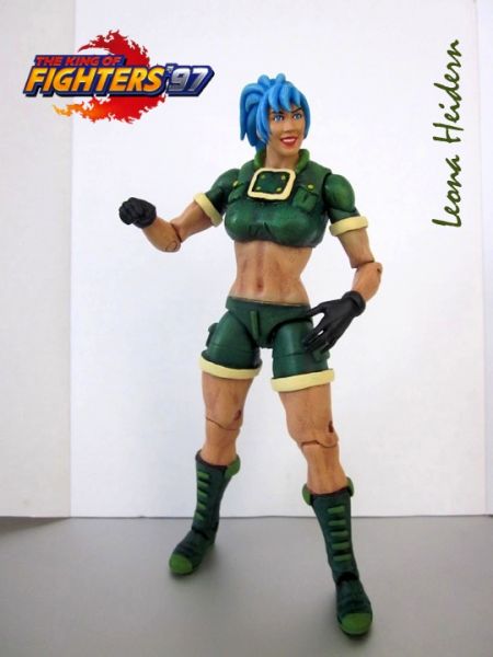 King of Fighters Leona Heidern Rainbow Foil Holo Anime Figure Art Card  Silver