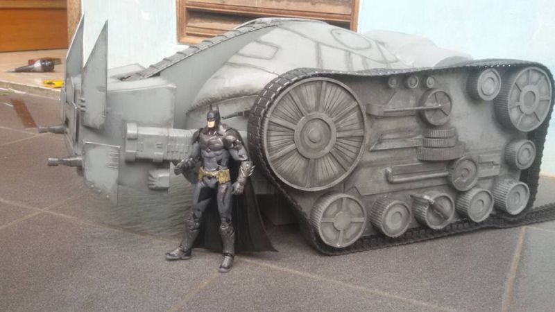 batman dark knight returns batmobile